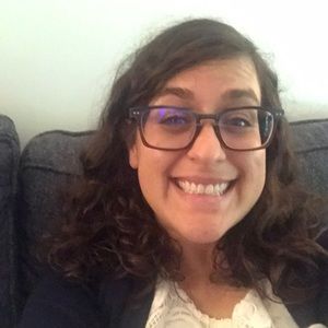 Meet your Posher, Nicole